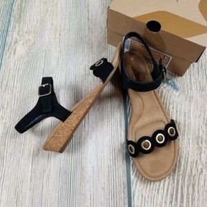 New KOOLABURRA by UGG suede wedge sandal